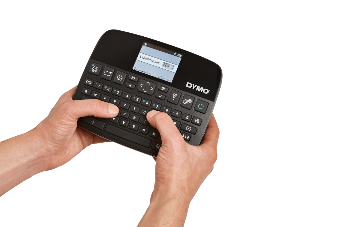 Person holding the DYMO LabelManager Executive 640 CB showing ergonomic grip and large colour display.